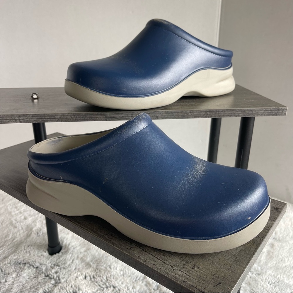 KLOGS Women’s SIZE 8 M Dusty Chef Clog Navy Comfort